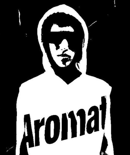 Leo Guignard, aka VjTorz, in a white hoodie